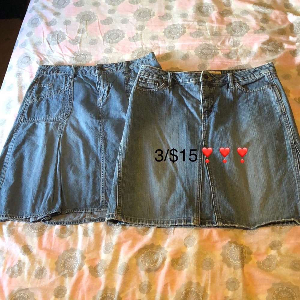 ❣️3/$15❣️Denim Skirt Set (counts as 1 item)